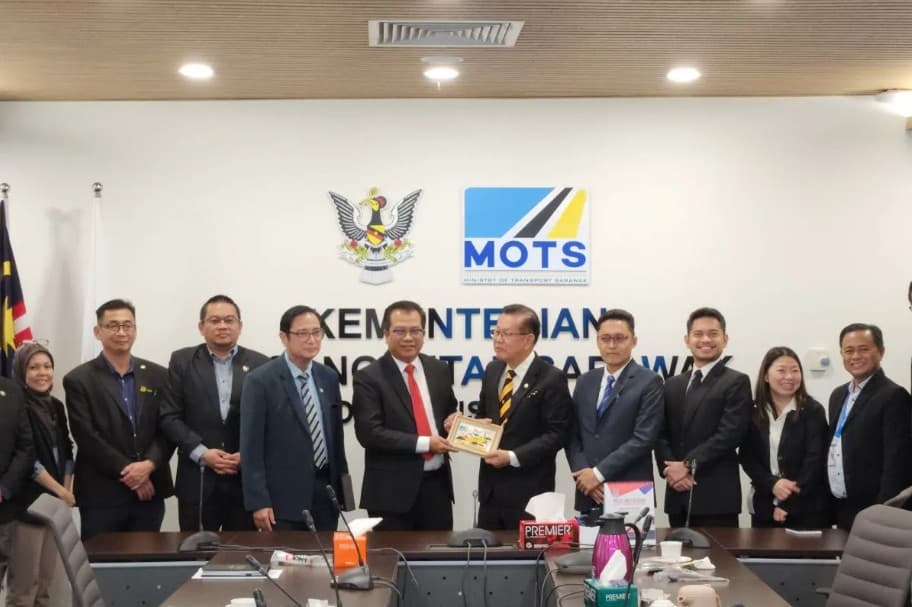 Indonesia dan Sarawak Sepakat Membuka Rute Bus Kuching–Putussibau untuk Perkuat Konektivitas Lintas Batas