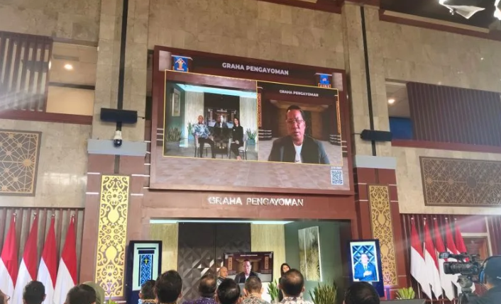 Menkum Tegaskan Kenaikan Tarif PNBP Perpindahan Notaris ke Jakarta Capai Rp500 Juta Lewat Uji Publik