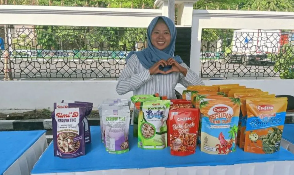 BRI Peduli Dukung Purna Pekerja Migran Kembangkan Usaha Olahan Hasil Laut di Indramayu