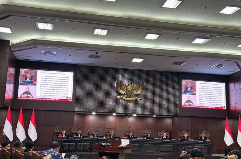 MK Kabulkan Sebagian Uji Materi APBN 2026, Anggaran MBG Wajib Dipisahkan dari Anggaran Pendidikan
