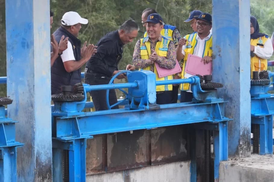 Menteri PU Uji Coba Pengaliran Bendung Irigasi Pante Lhong untuk Pulihkan Pasokan Air Ribuan Hektare Sawah di Bireuen