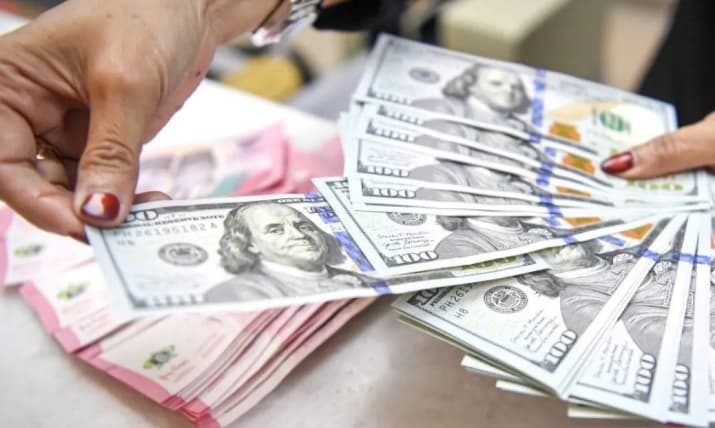 Rupiah Melemah ke Rp17.795 per Dolar AS saat Ketidakpastian Timur Tengah Mendorong Harga Minyak
