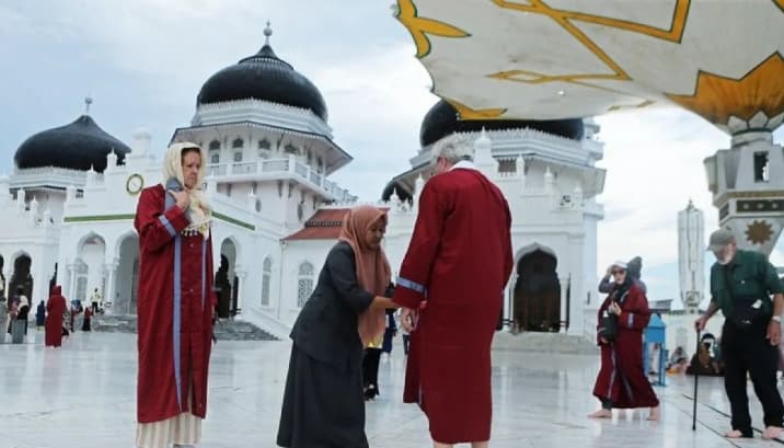 Kemenpar dan BI Melatih 25 Desa Wisata untuk Memperkuat Pariwisata Ramah Muslim