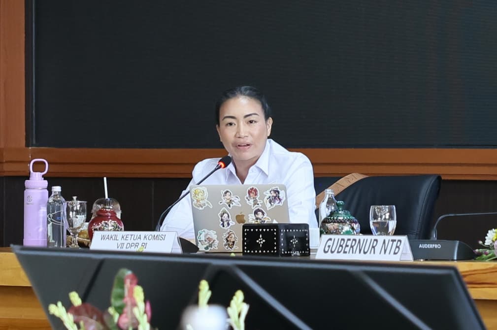 Turis Asing Kembali Ramai di Gili, Rahayu Saraswati Mendesak Persoalan Air Bersih Segera Dituntaskan