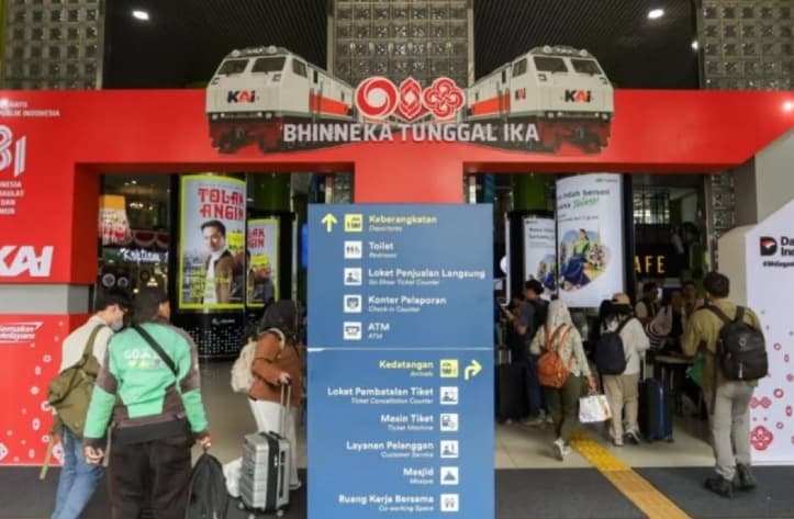 KAI Jakarta Siapkan 234 Ribu Kursi Kereta untuk Layani Libur Panjang HUT Ke-81 RI