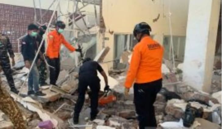 Wapres Gibran Pastikan Pemerintah Tangani Maksimal Dampak Gempa M 7,7 di NTT