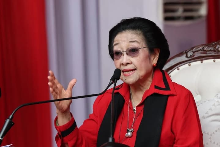 Megawati Mengajak Masyarakat Mendoakan Korban Gempa NTT saat Peringatan HUT Ke-81 RI
