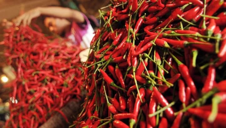 PIHPS Mencatat Harga Cabai Rawit Merah Rp64.100 per Kilogram, Telur Ayam Rp28.800