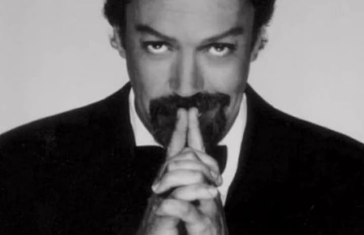 Aktor Legendaris Tim Curry Meninggal Dunia di Los Angeles pada Usia 80 Tahun