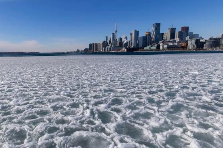 Donald Trump Memerintahkan Perubahan Nama Danau Ontario Menjadi Danau Amerika di Tengah Ketegangan Perdagangan