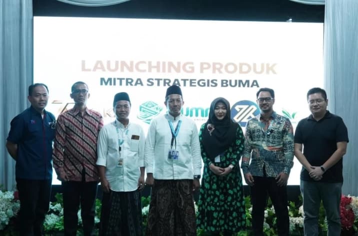 BUMA Membidik Bisnis Logistik dan Transisi Energi melalui Kendaraan Listrik serta Panel Surya