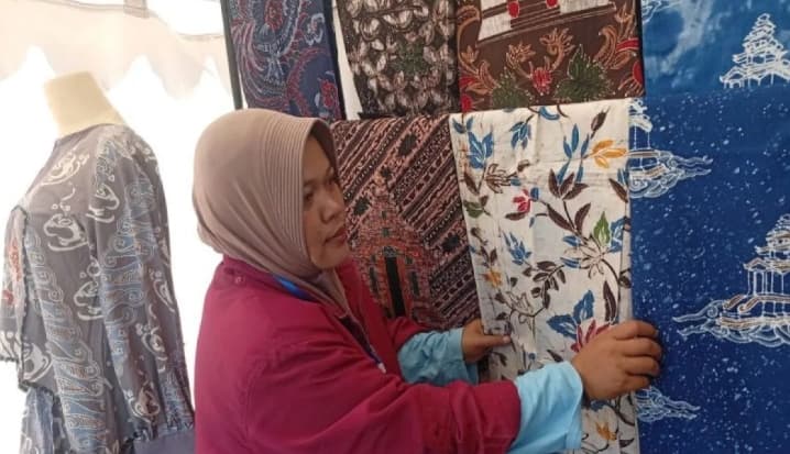 Batik Gumelem Memperluas Pasar hingga Luar Jawa lewat Dieng Culture Festival 2026
