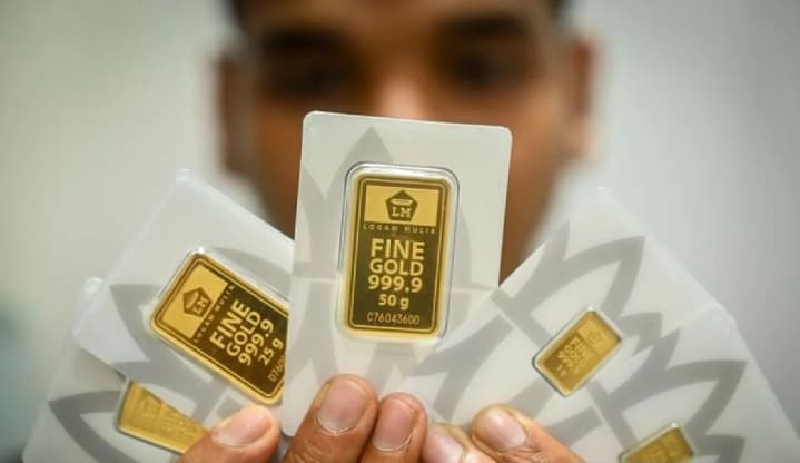 Harga Emas Antam Bertahan di Rp2,67 Juta per Gram pada Senin Pagi
