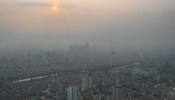 Udara Jakarta Tidak Sehat bagi Kelompok Sensitif, Indeks Kualitas Udara Tembus 113