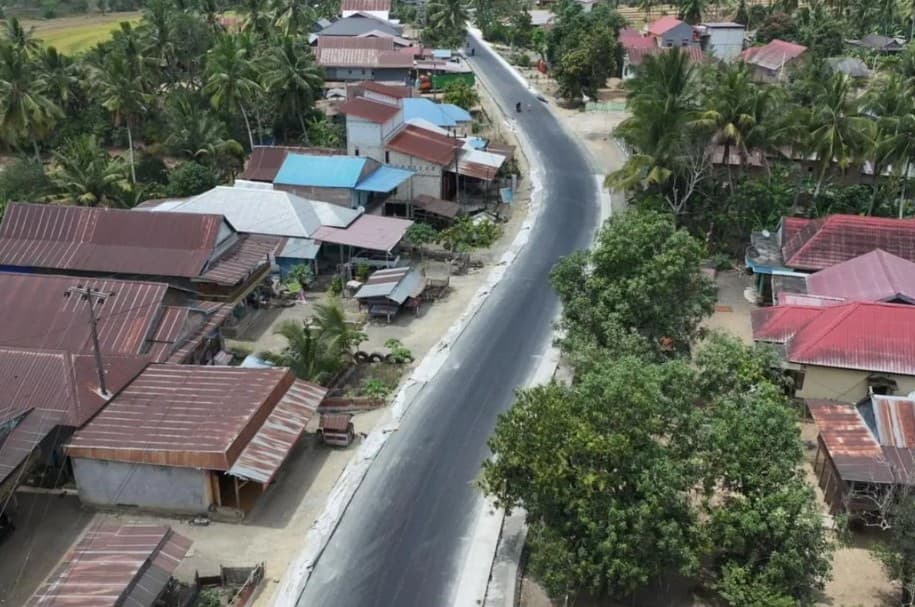 Pemprov Sulsel Benahi Jalan Ujung Lamuru–Palattae, Warga Bone Akhiri Empat Tahun Bergelut dengan Debu