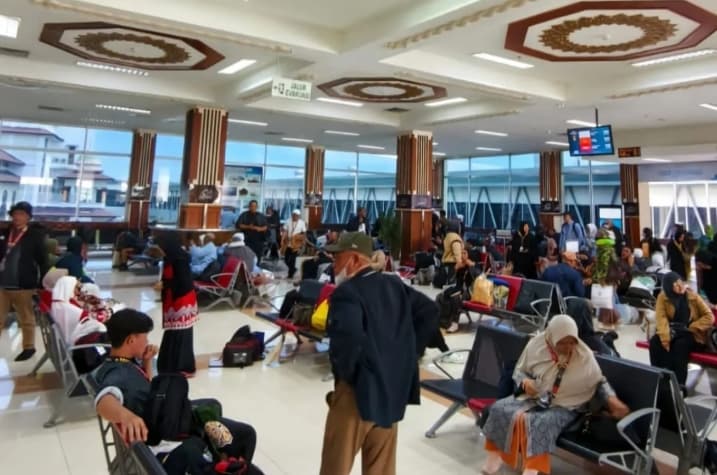 Erupsi Anak Krakatau Ganggu Penerbangan Jakarta-Banda Aceh, Sejumlah Jadwal Dibatalkan