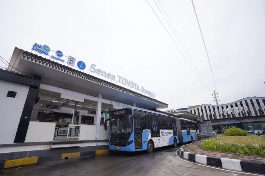 Transjakarta Bantah Pramudi Ugal-ugalan, Pengereman Mendadak di Senen karena Motor Potong Jalur