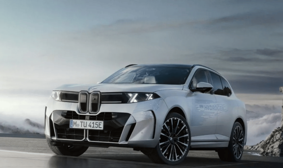 BMW Uji iX5 Hydrogen, Mobil Hidrogen Ini Ditargetkan Mampu Melaju hingga 750 Kilometer