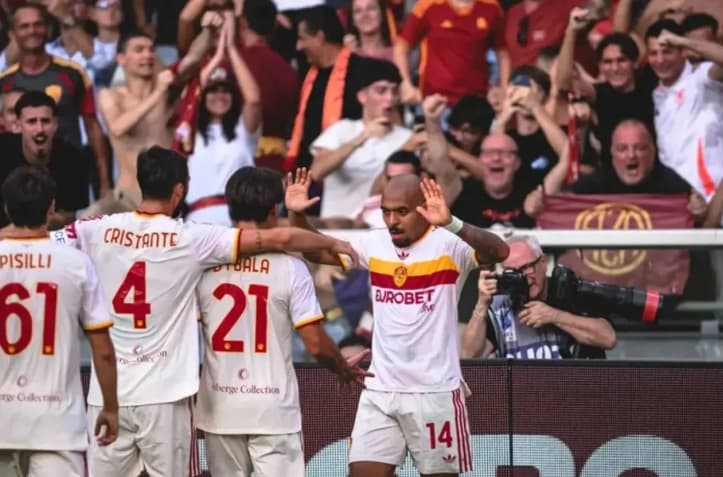 AS Roma Taklukkan Torino 2-0 dan Rebut Puncak Klasemen Liga Italia