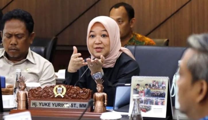 DPRD DKI Minta Pemprov Fokuskan APBD 2026 untuk Atasi Banjir, Sampah, dan Layanan Pemakaman