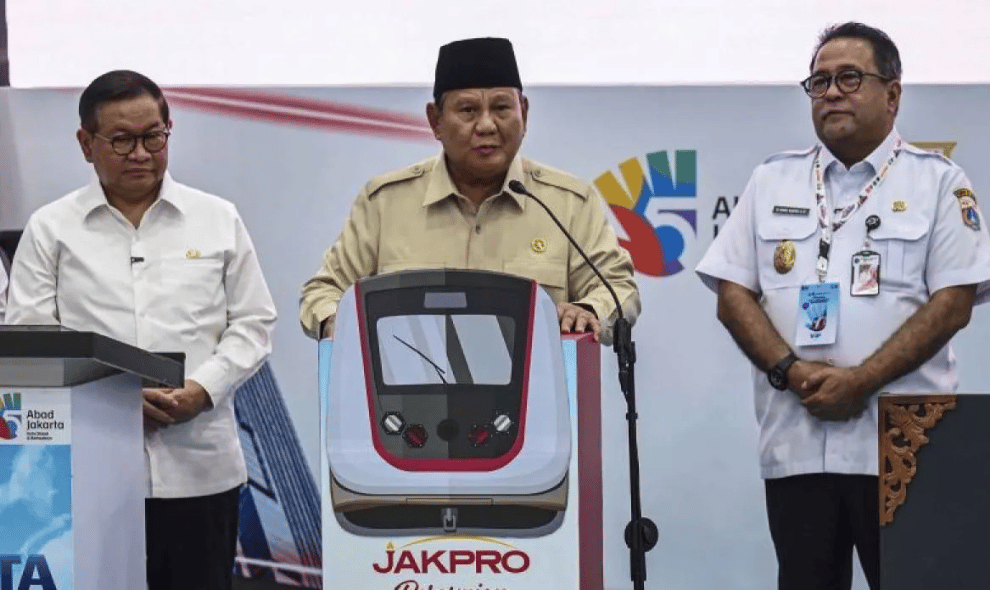 Prabowo Apresiasi Kinerja Pramono Anung saat Resmikan LRT Kelapa Gading-Manggarai