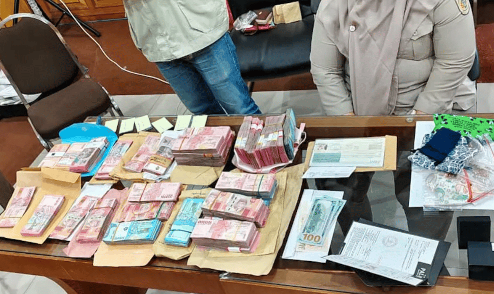 KPK Sita Dolar AS, Dolar Singapura, dan Perhiasan Diduga Emas dari Kanwil BPN Jawa Timur