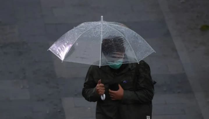 BMKG Prakirakan Jakarta Selatan dan Jakarta Timur Diguyur Hujan Ringan Senin Sore