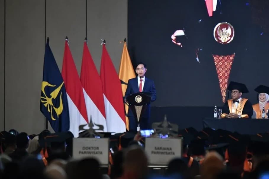 Wapres Gibran Dorong Pemanfaatan Teknologi untuk Majukan Pariwisata Indonesia, Tekankan Peran UMKM dan Budaya Lokal