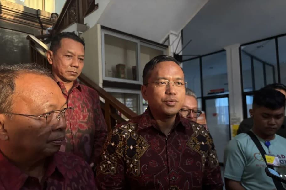 Dirut Pertamina Minta Maaf atas Antrean Panjang BBM di Bali, Ungkap Kendala Kapal Tanker dan Siapkan SPBU 24 Jam