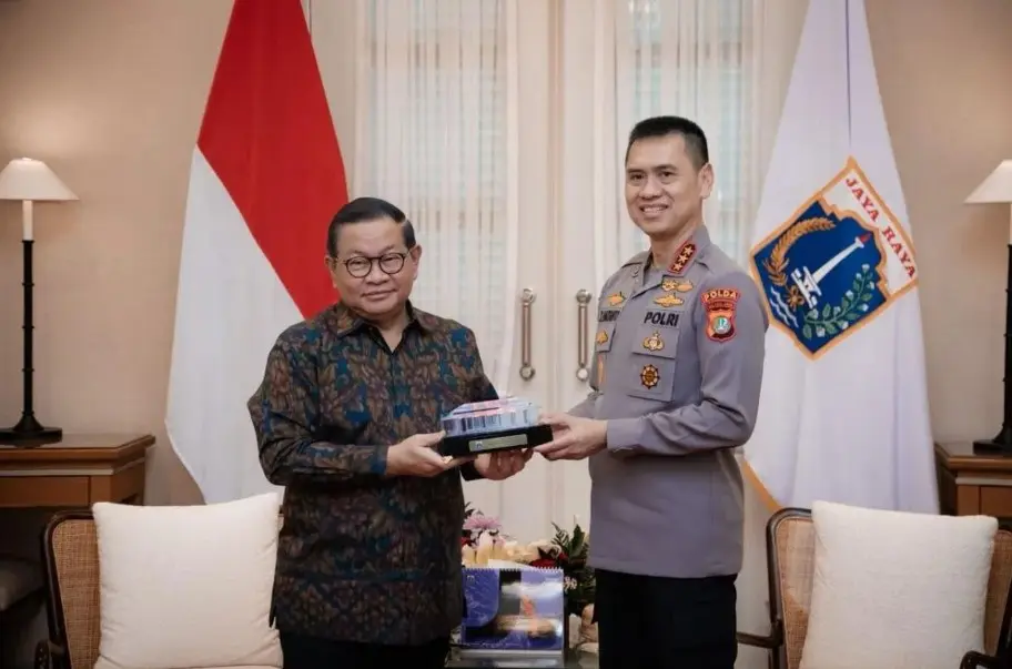 Kapolda Metro Jaya dan Gubernur Pramono Perkuat Keamanan Jakarta, Bahas Pemberantasan Narkoba hingga Transportasi Gratis