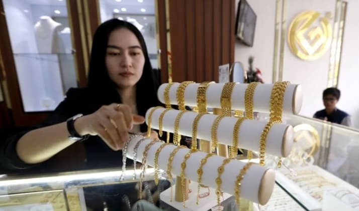 Harga Emas Pegadaian Rabu 14 Oktober 2026, Antam Tembus Rp2,61 Juta per Gram, Cek Daftar Lengkap Galeri24 dan UBS