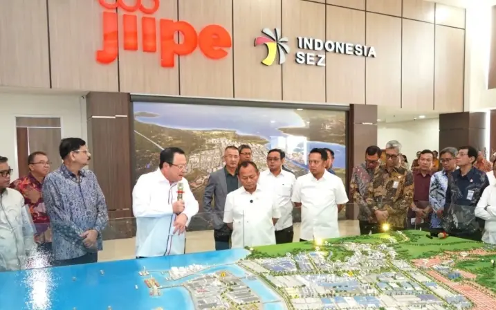 Menperin Sarmuji Sebut Kawasan Industri JIIPE Gresik Serap 70 Persen Tenaga Kerja Lokal