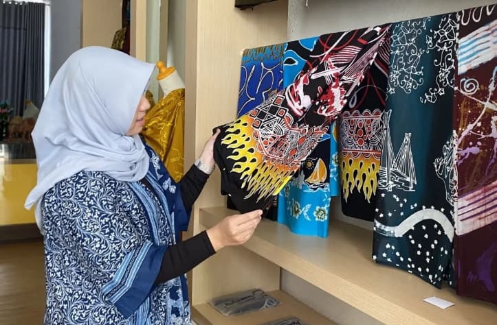 Kemenekraf Latih 12 Jenama Fesyen di Batam untuk Tingkatkan Kualitas Desain dan Daya Saing Produk Lokal