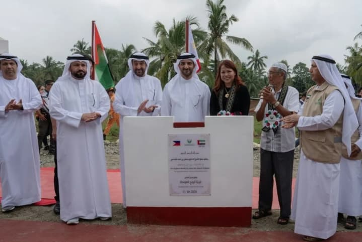 Sultan bin Ahmed Al Qasimi Bangun Desa dengan 60 Rumah di Filipina Selatan, Resmikan Panti Asuhan dan Klinik Kesehatan