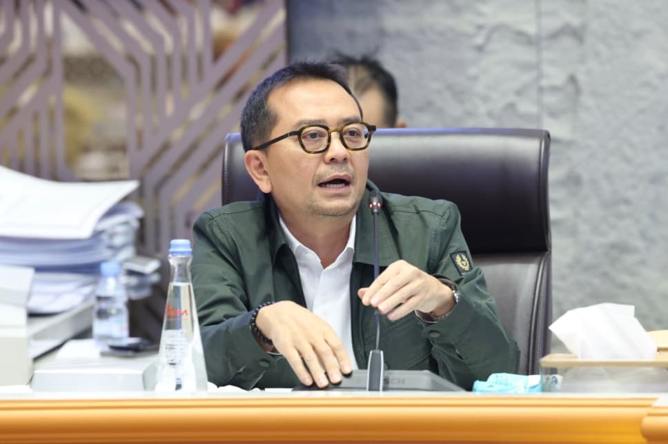 KMP Batumandi Terbakar di Merak, Syaiful Huda Soroti Monopoli Sertifikasi Kapal dan Desak Evaluasi Keselamatan Pelayaran