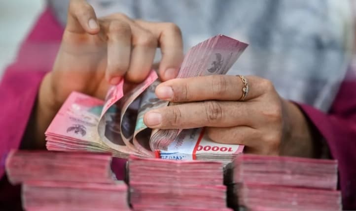 Rupiah Melemah ke Rp18.074 per Dolar AS, Lonjakan Harga Minyak Dunia Picu Tekanan Pasar