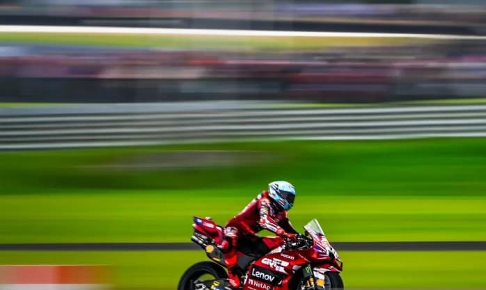 Marc Marquez Rebut Pole Position MotoGP Australia 2026 Meski Sempat Terjatuh, Ungguli Alex Marquez di Phillip Island