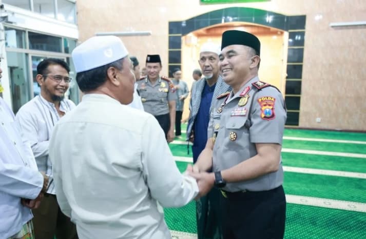 Kapolda Jatim Serap Aspirasi Warga Lewat Subuh Keliling di Surabaya, Soroti Narkoba, Curanmor, hingga Sound Horeg