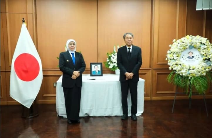 Khofifah Kenang Jasa Mantan PM Jepang Yasuo Fukuda dalam Memperkuat Hubungan Indonesia-Jepang