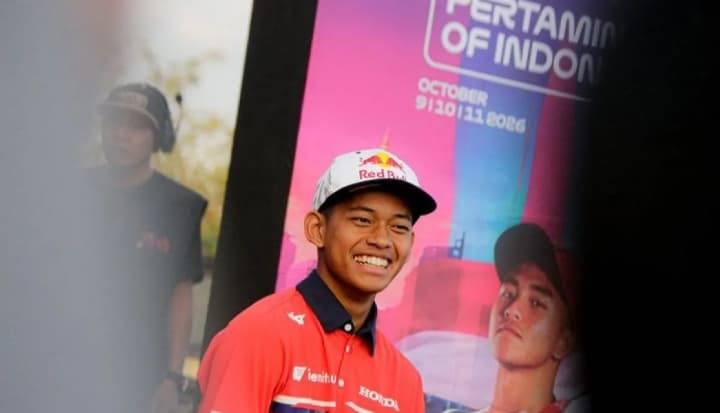 Veda Ega Pratama Raih Posisi Start Kedelapan Moto3 Malaysia 2026, Maximo Quiles Rebut Pole Position