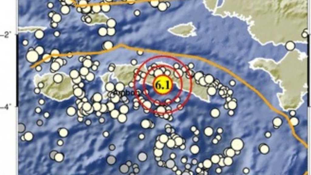 Puluhan Rumah, Tempat Ibadah, serta Talud Penahan Ombak Roboh 15 Meter Akibat Gempa 6,1 M