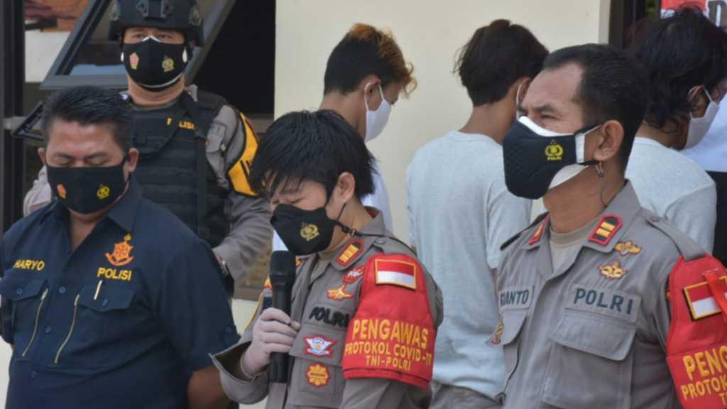 Komplotan Begal Sadis di Bekasi Diringkus dari Tempat Persembunyian, Polisi Ungkap Identitasnya