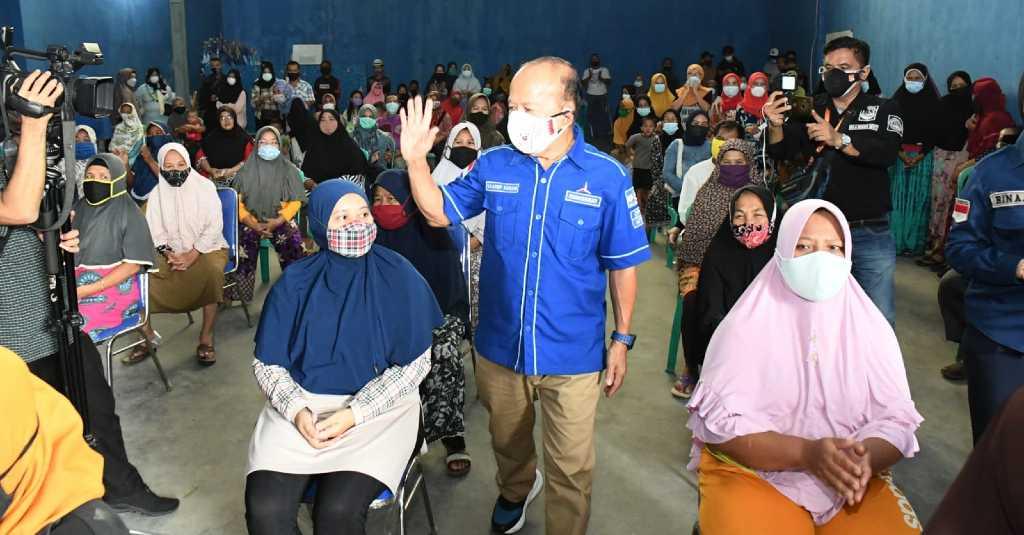 Berbagi Rasa Di Masa Pandemi, Syarief Hasan Berikan Bantuan Sembako