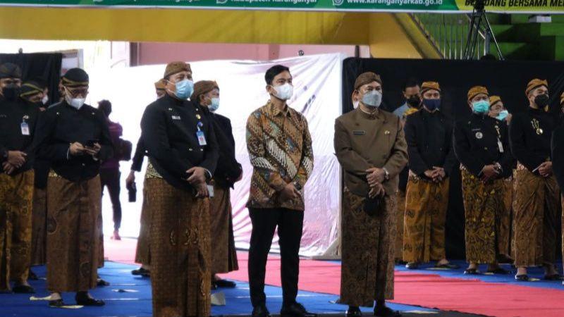 Berjiwa Besar, Gibran Apresiasi Pengendalian Kasus COVID-19 di Kabupaten Tetangga