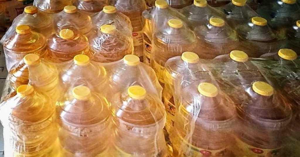 Viral Rebutan Minyak Goreng di Swalayan, Celana Dalam Wanita Ini Melorot