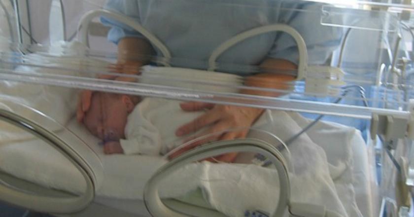 Jika Bunda Merokok saat Hamil, Bayi Bisa Lahir Prematur Loh!