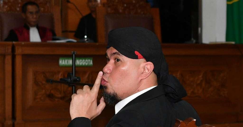 Pengacara Ceritakan Momen Haru Dul dan Ahmad Dhani di Dalam Penjara