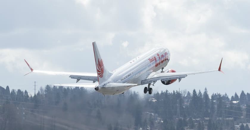 Landasan Licin, Pesawat Lion Air Makassar-Gorontalo Tergelincir di Bandara Jalaluddin