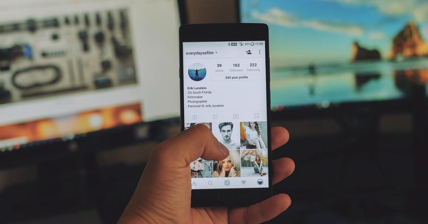 Catat! Kebiasaan Main Gadget Hingga Larut Malam Bisa Memperburuk Keturunan Lho