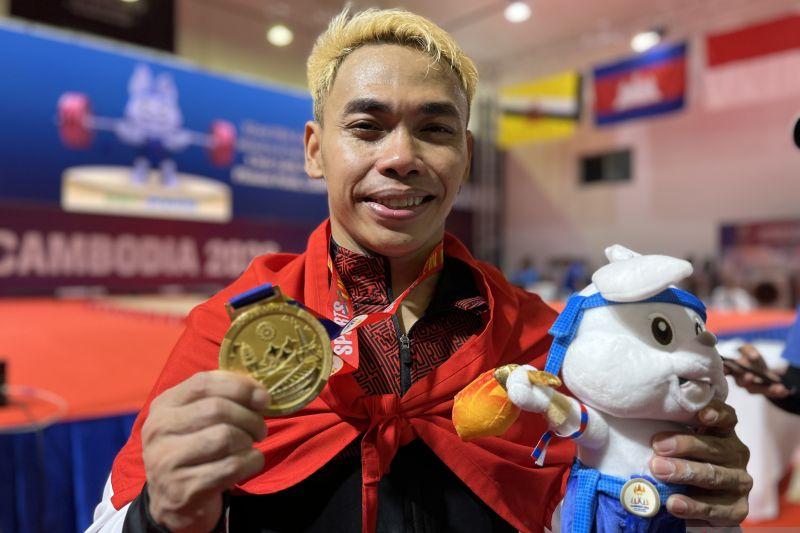 Eko Yuli Pecahkan Rekor dan Bawa Pulang Emas Angkat Besi di SEA Games